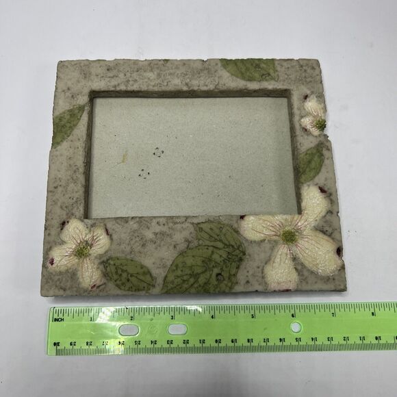 Resin Faux Stone 4x6 Photo Frame. 6.5x7 Overall - Picture 6 of 6